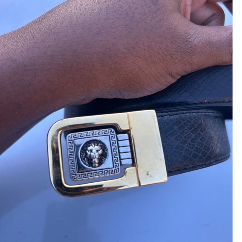 Vintage Lion Head V style Logo Clamp Buckle belt Fits 1" Vtg 90's unisex